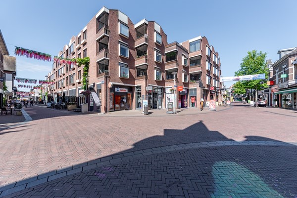 Voor een volledig overzicht verwijzen wij je graag naar de digitale plattegronden, de foto's, de video en de eigen website van deze woning: korenstraat26.nl
